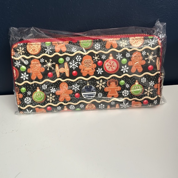 STAR WARS Disney loungefly gingerbread wallet NWT - Picture 4 of 4